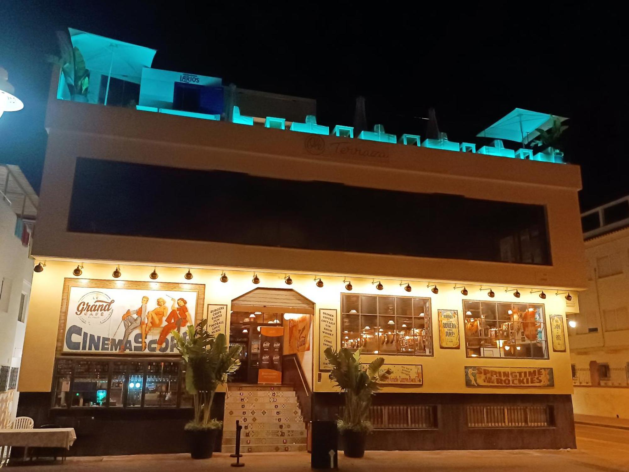 Apartamento El Bambu Cerca Del Mar Malaga Bagian luar foto