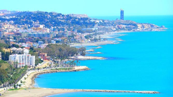 Apartamento El Bambu Cerca Del Mar Malaga Bagian luar foto
