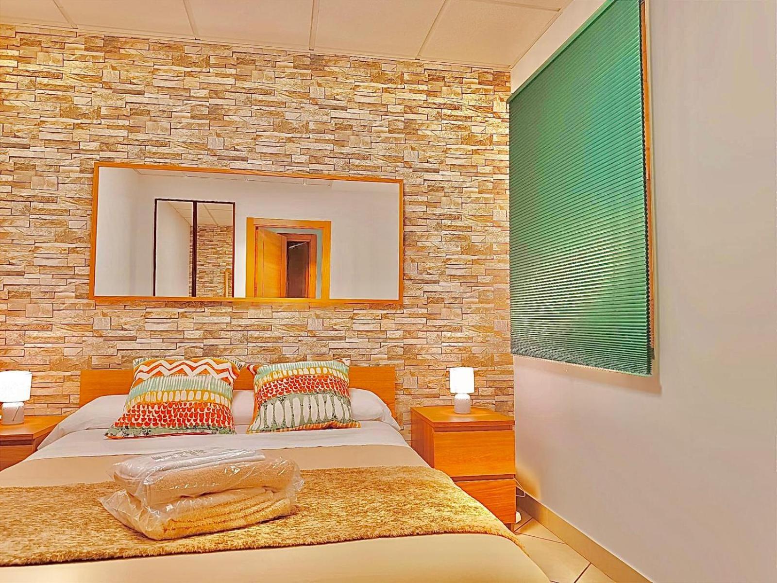 Apartamento El Bambu Cerca Del Mar Malaga Bagian luar foto